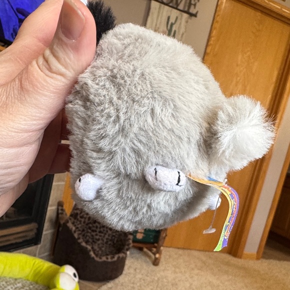 Hangry Dog Face Keychain - Picture 3 of 6